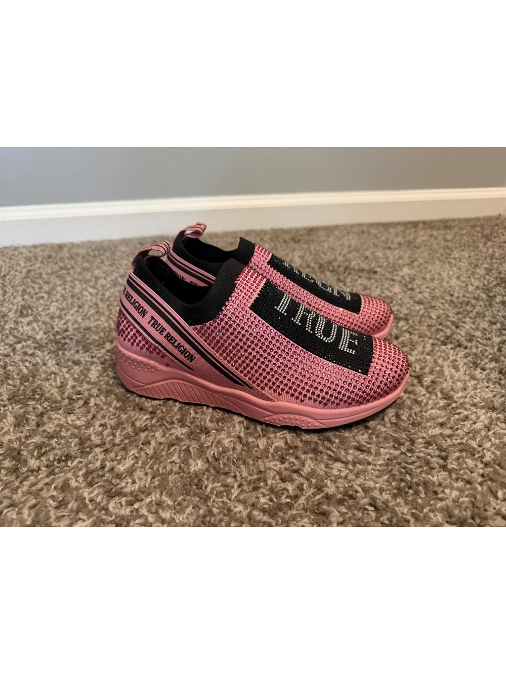 New True Religion Aurelia Slip on Sneakers Women’s 5.5